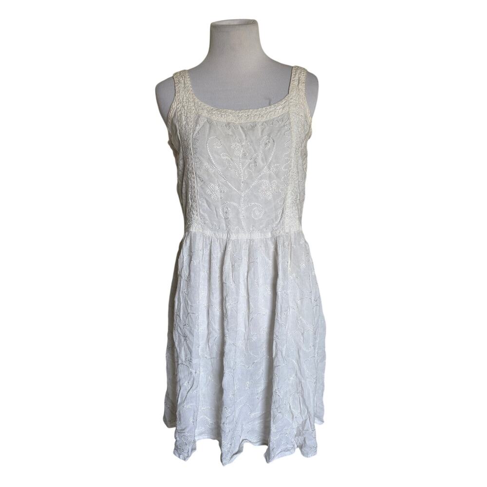 Vintage Y2K Raya Sun White Embroidered Cotton Rayon Boho Sundress